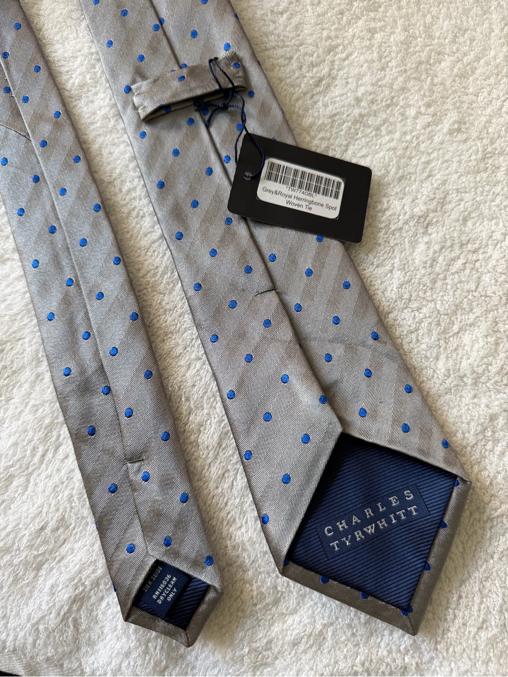 Charles Tyrwhitt Grey Woven Herringbone Stripes Polka Dot NWT 100% Silk Tie UK